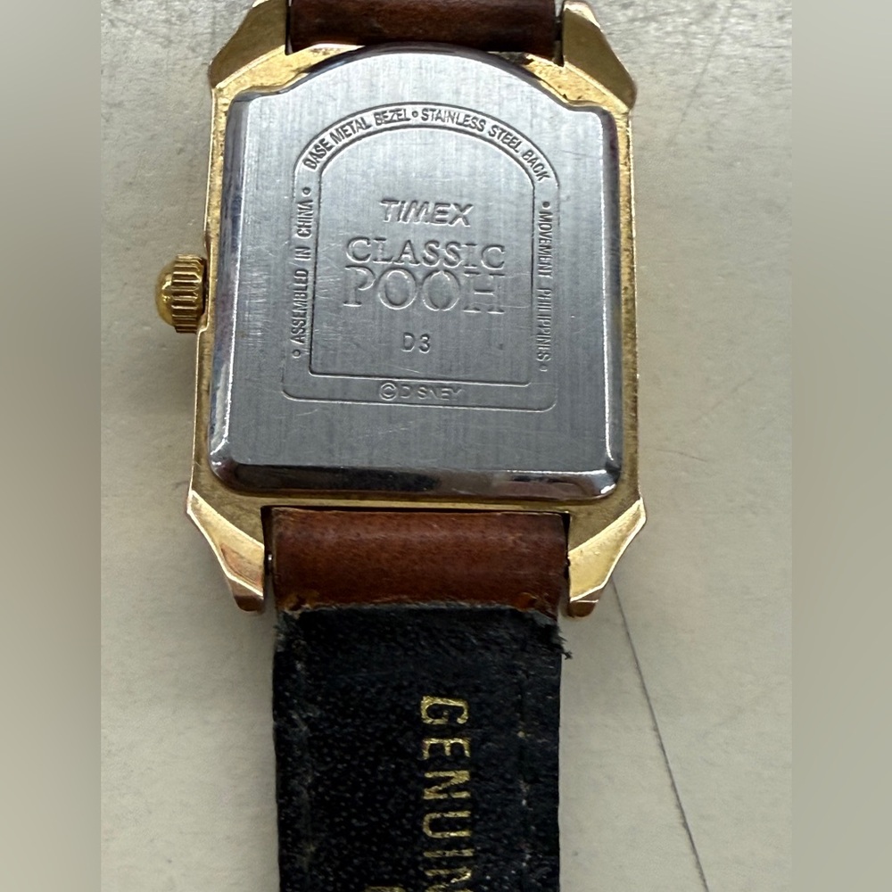 Rare Vintage Timex Disney Winnie The Pooh Square Watch - Picture 8 of 8